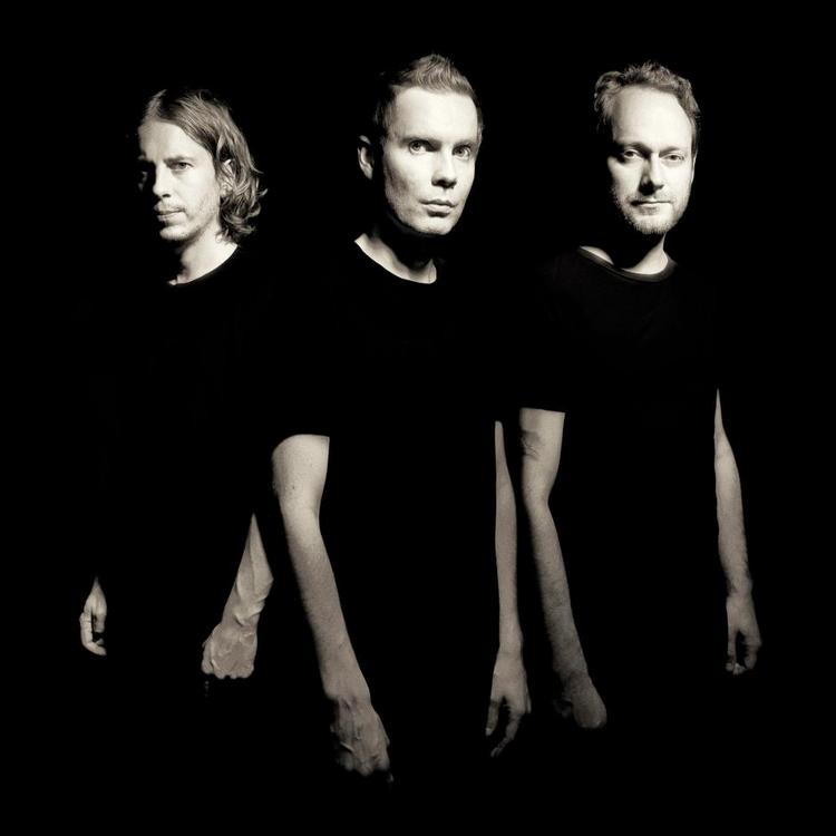 Vulkanudbrud. Pladeaktuelle Sigur Rós kan næste år fejre 20 års jubilæum. På det nye album, 'Kveitur', fremstår den islandske trio som et revitaliseret band Foto: PR-foto 