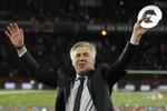 ombejlet. Paris Saint-Germain ville ikke af med træner Carlo Ancelotti, men nu ser kabalen ud til at gå op. 