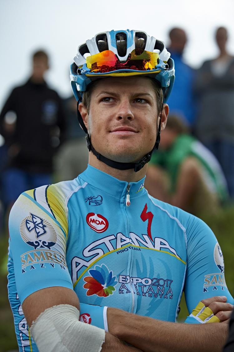 Kaptajn. Fuglsang får et stærkt hold til at bakke sig op i Tour de France. 