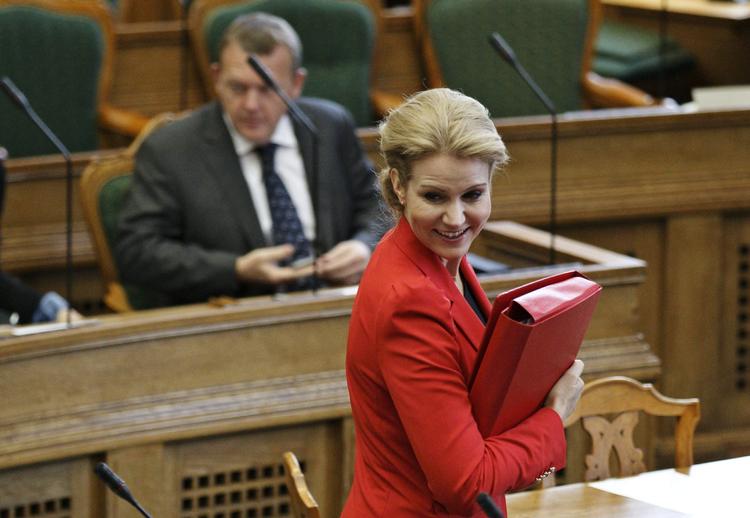 Tænketid. Lars Løkke Rasmussen (V) og Helle Thorning-Schmidt (S) ved med sikkerhed, at økonomien bliver den afgørende faktor for deres politiske fremtid. 