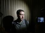 Nødplan. Den amerikanske journalist Glenn Greenwald, som har været med til at bringe Snowdens lækager frem i lyset, siger, at whistlebloweren har en plan, skulle der ske ham noget. 