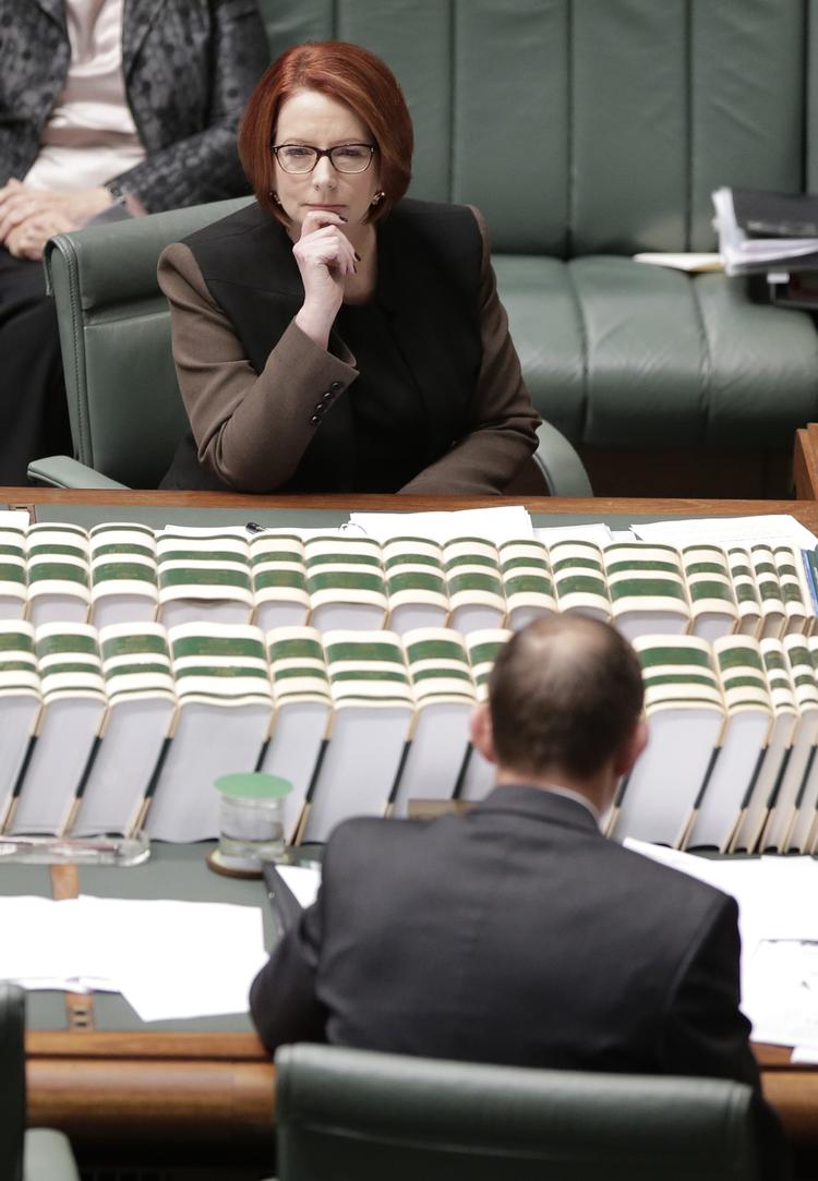 nederlag. Australiens første kvindelige regeringsleder forlader politik efter nederlag i dag. 
