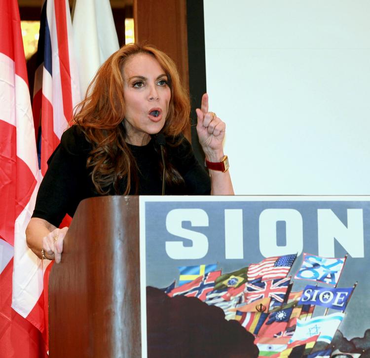 BLOGGER. Pamela Geller har flere gange gjort sig bemærket i sin kamp mod islamisering i USA. 