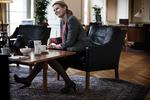 Ledighed. Statsminister Helle Thorning-Schmidt (S) deltager i dag i topmøde i EU, hvor lederne skal forsøge af hjælpe Europas mange unge arbejdsløse. 