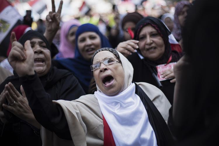 uro. Fire mennesker er i dag blev dræbt under uroligheder i Egypten. Billedet er fra Tahrir-pladsen i hovedstaden, Kairo. 