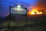 ILDSVÅDE. Flammerne ses uden for Yarnell i Arizona, hvor beboere i farezonen er blevet evakueret. 