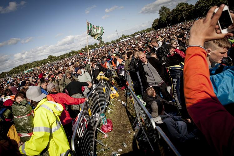 Festival. Flere episoder holder poltiiet på Roskilde beskæftiget. 