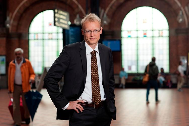 farvel. Jacob Kjær tiltrådte som økonomidirektør i DSB for to år siden. I perioden har han også udgjort direktionen sammen med Jesper Lok, der er øverste chef i transportkæmpen. 
