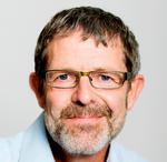 tjek. Flere svindelsager med læger, der udskriver fiktive regninger, har fået Region Hovedstaden til at øge kontrollen med lægerne, siger koncerndirektør Svend Hartling. 