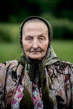 Kampklar. Maria Vasylivnas forældre ejede en gård på 100 ha, som de mistede til Sovjetstaten. Nu kæmper hun for de 2 ha, hun har fået tilbage. 