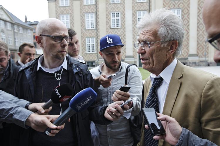 TV-DOM. Bjørn Elmquist foran Østre Landsret efter dommen, der fratager Roj TV sendetilladelsen. 