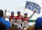 rekordholder. Tom Kristensen (tv) var en del af det Audi-team, der vandt Le Mans-løbet i år. 