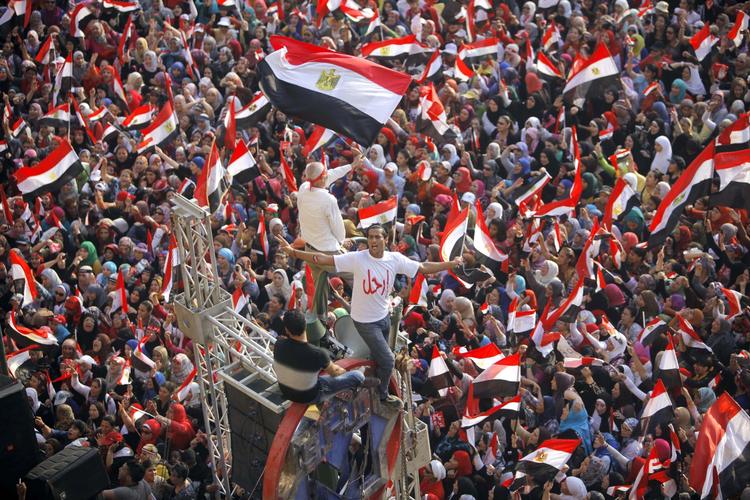 HJÆLP. USA har længe støttet Egypten økonomisk. Men milliardhjælpen kan være i fare på grund af militærets aktion mod den demokratisk valgte præsident Morsi. 
