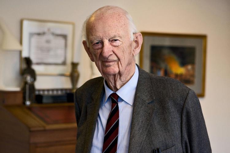 Mæcen. »Vi har som samfund brug for, at de mennesker, der har formået med talent og flid at skabe en formue, vælger at reinvestere midlerne i vigtige formål«, skriver Wallner og Weiss. 