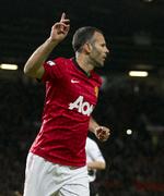 United. Ryan Giggs debuterede i 1991 og har siden opnået 941 kampe og 168 mål for klubben. 