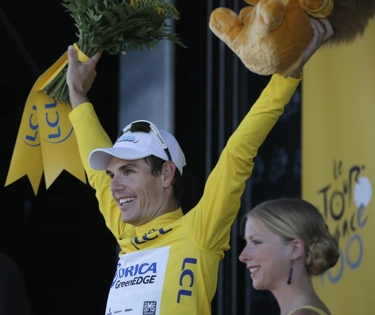 Tour. Som den første afrikaner i den gule førertrøje skriver Daryl Impey Tour-historie. 