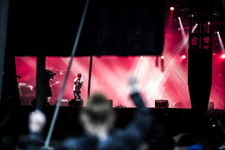 smukt. Kendrick Lamar demonstrerede under den timelange koncert, at han har et eminent spændstigt og rytmisk flow. 