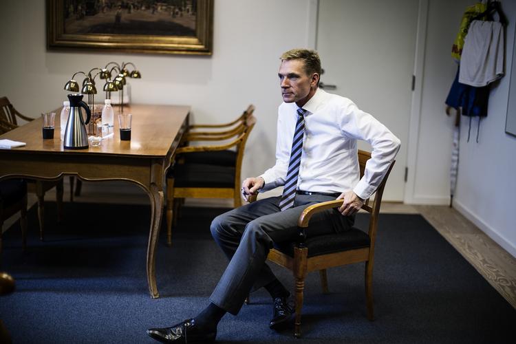Samarbejdsvillig. Kristian Thulesen Dahl, formand for Dansk Folkeparti, mener både at hans parti og Socialdemokraterne deler holdninger på social-, sundheds- og ældrepolitikken. 