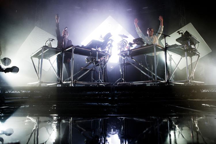 Disclosure på Apollo. 