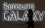 usmart. Det er ikke mindst et skuffende salg af Samsungs smartphone Galaxy S4, som trækker aktiekurserne nedad. 