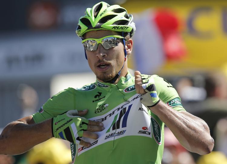 Touren. Peter Sagan dedikerer sin etapesejr til resten af Cannondale-holdet, der kørte fantastisk. 