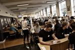 Interessesvigt. På trods af rekordstort antal ansøgere til længere videregående uddannelser, er ansøgningsantallet faldet markant indenfor læreruddannelsen. 