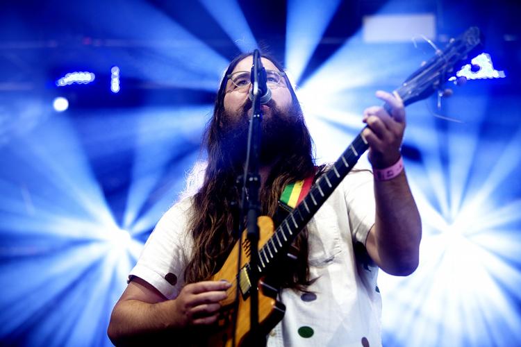 big-gospel. 30-årige Matthew E. White leverede en smuk koncert, om end der godt kunne være skruet lidt op for gospel-bamsens mikrofon. 