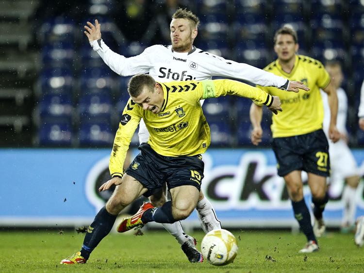 landsdækkende. Martin Spelmann startede i Brøndby, som han spillede sin sidste superligakamp mod i Horsensdragt. Nu skal han til Odense. 