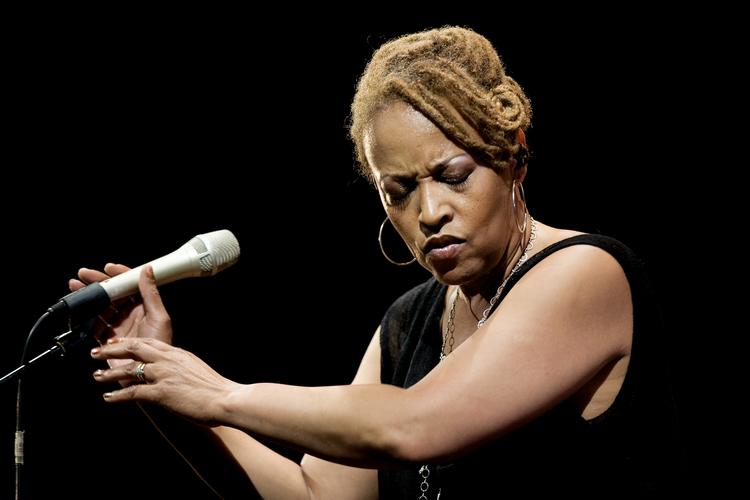 Unik. Cassandra Wilson har vokset sig til et kæmpe navn. Her ses hun under et tidligere besøg på Det Kgl. Teater. 