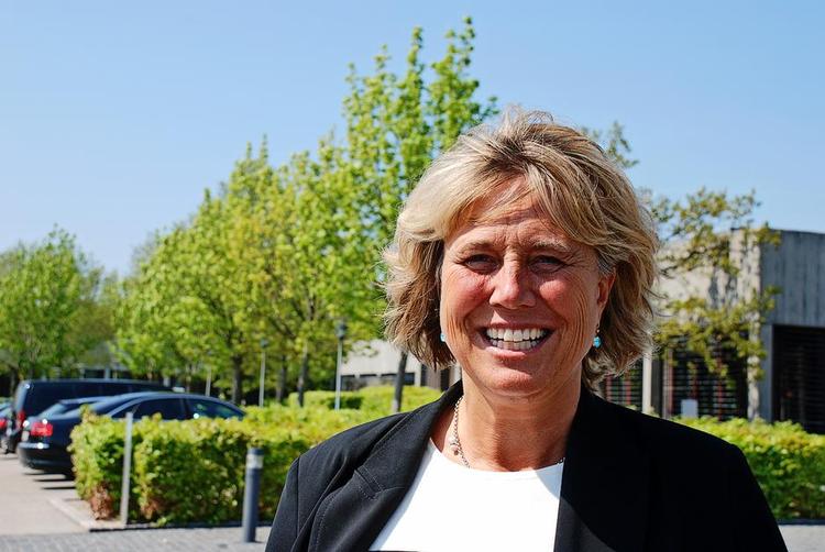 Forsikring. Efter en stribe lederposter i flere private virksomheder er Marianne Wier i dag skadedirektør i forsikringsselskabet Topdanmark. 