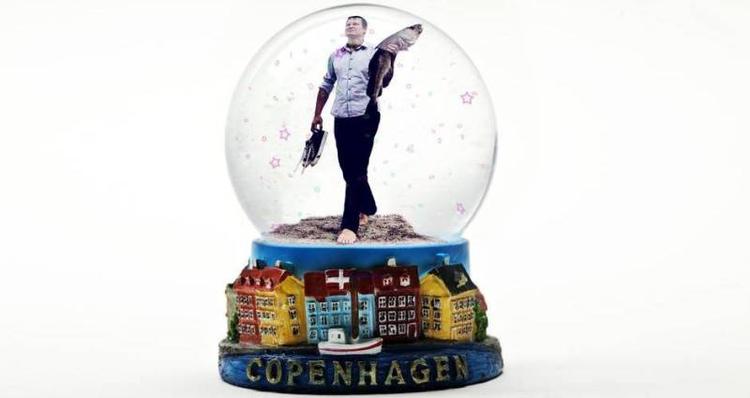 BERØMT. Claus Meyers mad skal fremhæves frem for barerne i Nyhavn. Collage: Liv Ajse/Foto: Rune Pedersen/Jacob Ehrbahn 