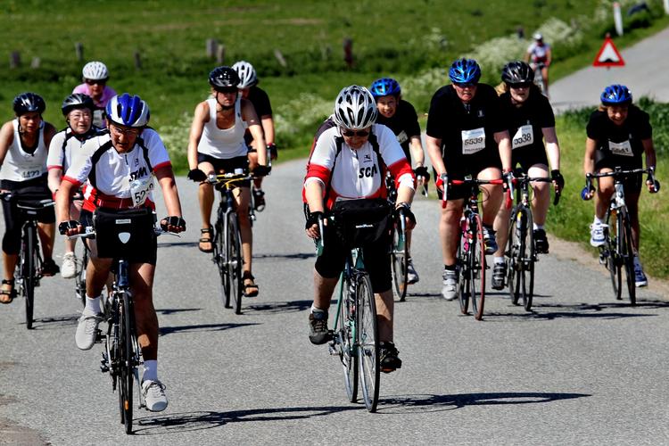 Tøserunden. Over 4.000 kvinder deltog for en måned siden i det 112 km lange motionsløb  Tøserunden med start i Køge. 