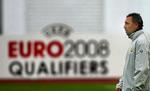 Vandrefugl. Tidligere i karrieren har Hristo Stoichkov bl.a. været landstræner og endvidere arbejdet i Spanien og Sydafrika. 