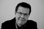 inspektion. Folketingets Ombudsmand Jørgen Steen Sørensen konkluderede efter besøg på 10 institutioner for anbragte børn og unge, at deres personlige frihed bliver indskrænket, uden at der er juridisk grundlag for det. 