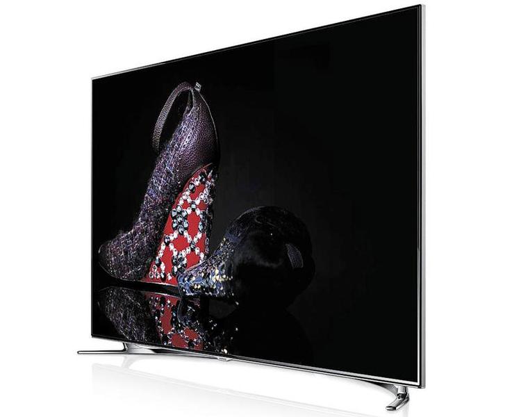 Smart tv. Et indbygget kamera kan bruges til f.eks Skype-samtaler. Foto: PR 