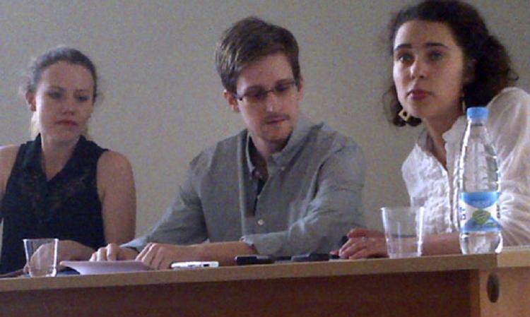 Whistleblower. Edward Snowden holdt i dag møde med menneskerettighedsorganisationer i Rusland. 