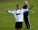 FREMTID. Angriberen Nicklas Bendtner har fortsat ikke fået en afklaring på, hvor han skal spille i den kommende sæson. 