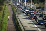 KØ. Dagen i dag er en af årets største rejsedage på motorvejen. 