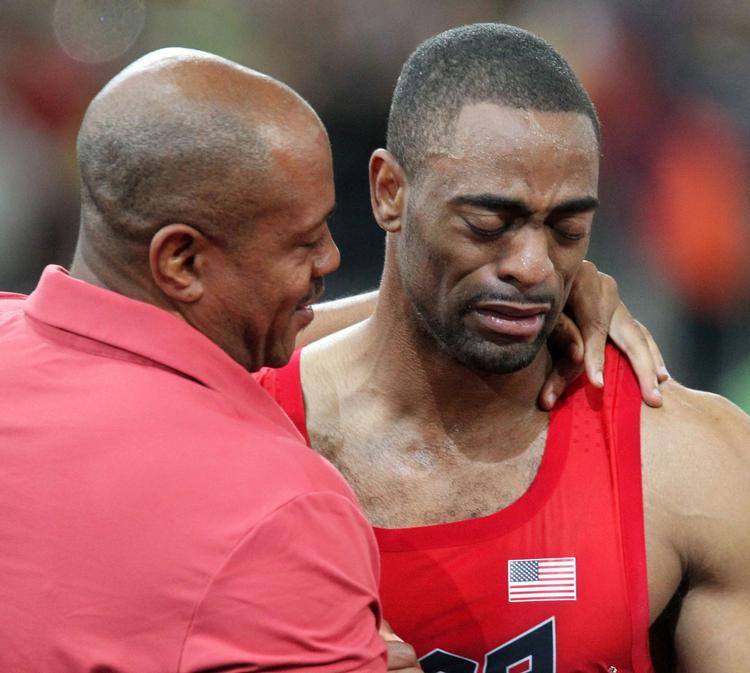 SPORT. Amerikanske Tyson Gay trækker sig fra det kommende VM i Moskva i august, efter at han er blevet testet positiv for doping. Tyson Gay har løbet den hurtigste tid på 100 meteren i år med tiden 9,75 sekunder. Gays personlige rekord på 9,69 sekunder er også amerikansk rekord. 