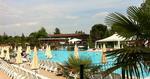 Pool. Syd for Gardasøen i Italien ligger campingpladsen Altomicio Family Park som kan prale af at have hele fem pools. 