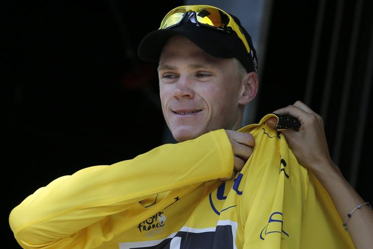 forsvar. For Chris Froome og hans britiske Sky-mandskab gælder det ikke om at vinde flere etaper, men udelukkende om at forsvare den gule førertrøje hele vejen til Paris, siger han. 