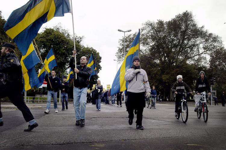 Nationalister. Sverigedemokraterne stormerede ind i det svenske parlament og vandt 20 paldser i 2010. De er valgt på et stærkt indvandrerkritisk program. 