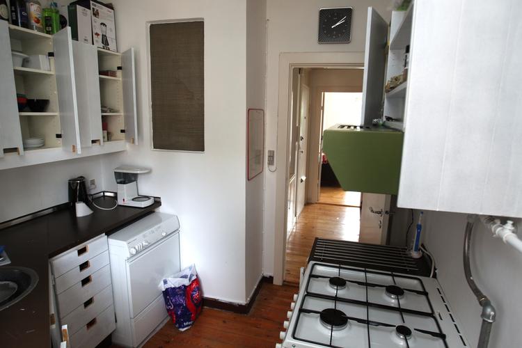 STUDIEDRØM. To-værelses ejerlejligheder er i høj kurs i studiebyer som København og Aarhus. Men vær helt sikker, før I som forældre kaster jer ud i at købe bolig til barnet, råder økonom. 