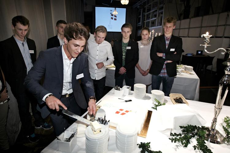 Elendig. Det danske golftalent Thorbjørn Olesen har fået en forfærdelig start på The Open. Danmarks bedste golfspiller blev sidste år kåret til Årets Fund af Politiken. 