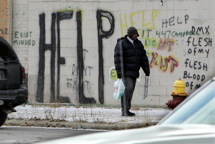 Flugt. I sine storhedstid boede der omkring to millioner mennesker i Detroit. I dag bor der kun 650.000. 