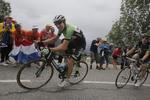 Nedtur. Bauke Mollema havde en skidt dag, da rytterne i går måtte kæmpe mod Alpe d'Huez' 21 hårnålesving - to gange. 