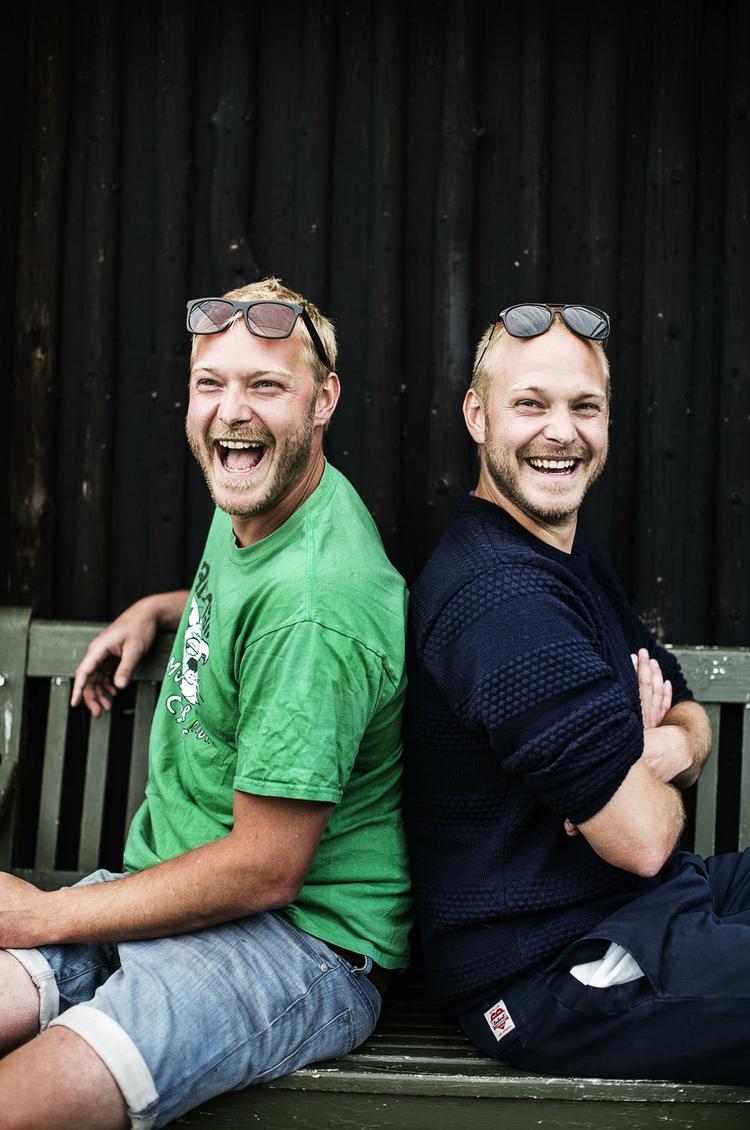 Unikt. Med nybagt morgenbrød, baghavecamping og en beliggenhed helt nede i vandkanten har Christian og Andreas på få år skabt en festival, som musikerne bliver ved med at komme tilbage til. 