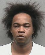 Sigtet. Denne mand, Walter Renard Jones på 31 år, er sigtet for at have holdt fire mænd indspærret i sin garage i Houston, Texas. 