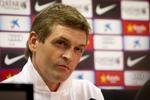 Tilbud. Manchester United skal ikke regne med, at de får held med at lokke Cesc Fabregas væk fra Barcelona, siger klubbens træner, Tito Vilanova. 
