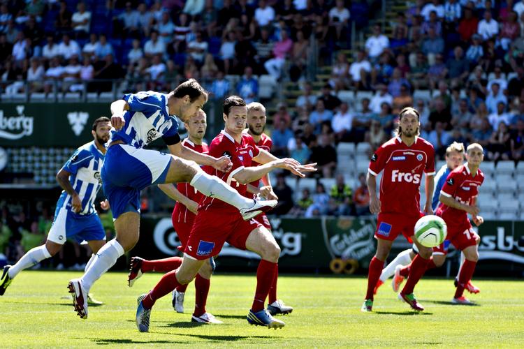 MÅL. En af de få positive ting ved dagens kampe set med OB-øjne var Krisztian Vadocz' scoring til 1-0. 